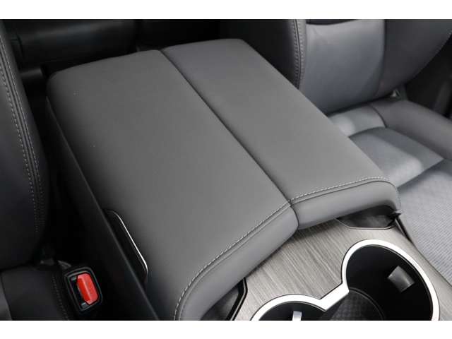 トヨタ ランドクルーザー ３．５ ＧＲスポーツ ４ＷＤ R5年 (東海) 99