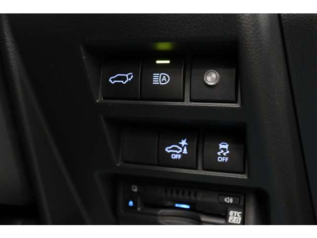 トヨタ ランドクルーザー ３．５ ＧＲスポーツ ４ＷＤ R5年 (東海) 99