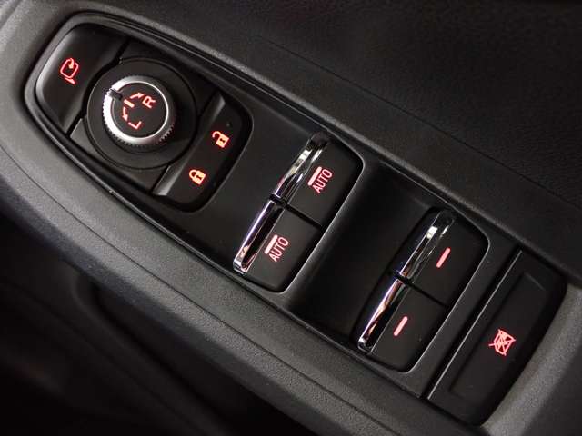 スバル クロストレック ２．０ ツーリング ４ＷＤ R5年 (関東) 99