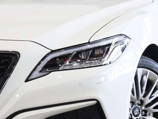 トヨタ クラウン　ハイブリッド ハイブリッド ２．５ Ｇ H30年 (関東) 99