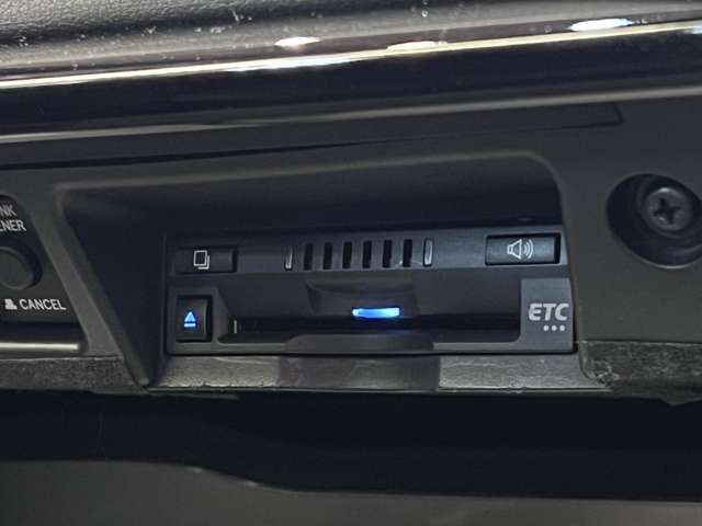 トヨタ クラウン　ハイブリッド ハイブリッド ２．５ Ｇ H30年 (関東) 99