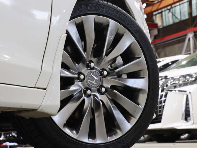 ホンダ レジェンド　ハイブリッド ３．５ ４ＷＤ H28年 (関東) 99