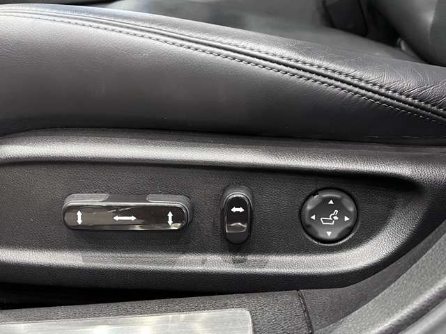 ホンダ レジェンド　ハイブリッド ３．５ ４ＷＤ H28年 (関東) 99