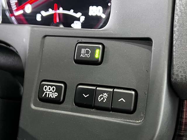 トヨタ クラウンアスリート ２．０ Ｓ－Ｔ Ｊフロンティア H28年 (関東) 99