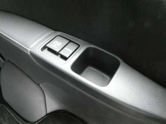 ホンダ オデッセイ　ハイブリッド ２．０ ハイブリッド アブソルート ホンダセンシング ＥＸパッケージ H28年 (関東) 99