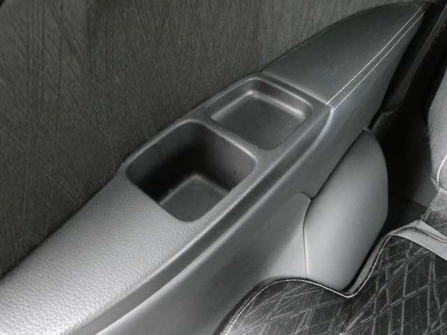 ホンダ オデッセイ　ハイブリッド ２．０ ハイブリッド アブソルート ホンダセンシング ＥＸパッケージ H28年 (関東) 99