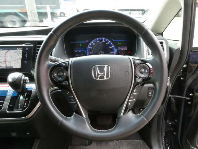 ホンダ オデッセイ　ハイブリッド ２．０ ハイブリッド アブソルート ホンダセンシング ＥＸパッケージ H28年 (関東) 99