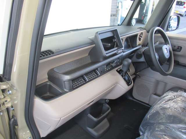 ホンダ Ｎ　ＢＯＸ ジョイ ６６０ ２トーン R7年 (東北) 99