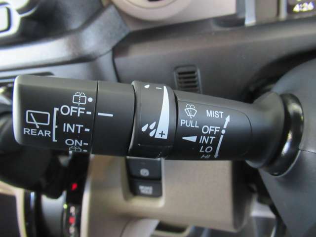 ホンダ Ｎ　ＢＯＸ ジョイ ６６０ ２トーン R7年 (東北) 99