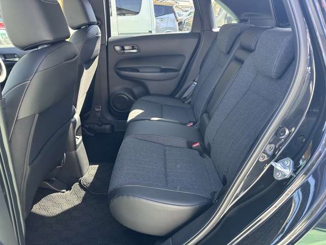 ホンダ フィット　ハイブリッド １．５ Ｅ：ＨＥＶ ホーム ブラックスタイル R6年 (東海) 99