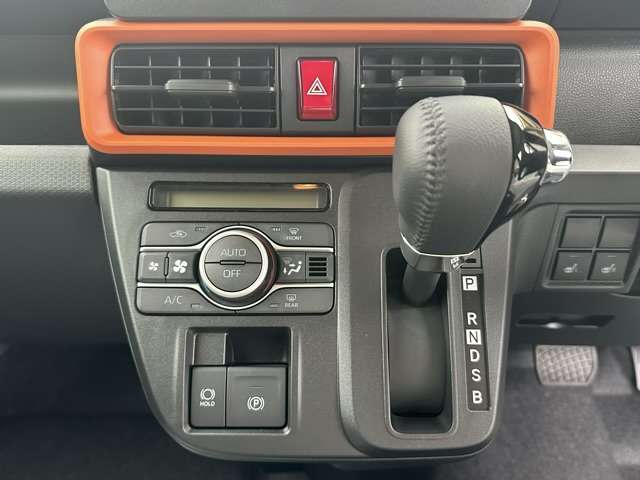 ダイハツ タント ６６０ ファンクロスターボ R6年 (東海) 99