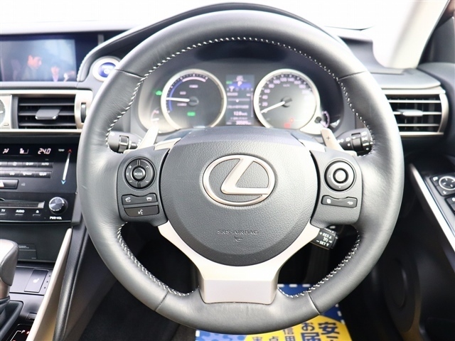 レクサス ＩＳ３００ｈ ３００Ｈ H25年 (関東) 99