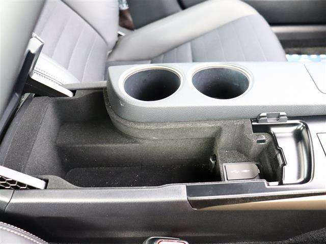 レクサス ＩＳ３００ｈ ３００Ｈ H25年 (関東) 99