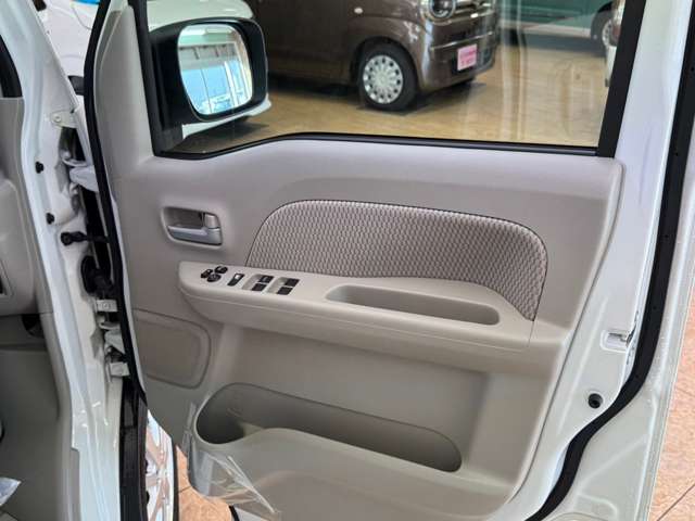 スズキ エブリイワゴン ６６０ ＰＺターボスペシャル ハイルーフ ４ＷＤ R6年 (北海道) 99