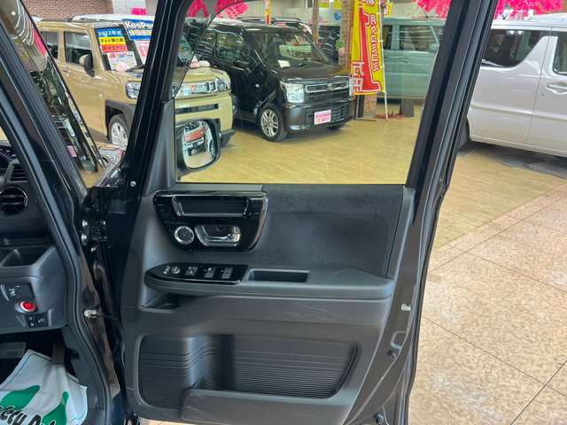 ホンダ Ｎ　ＢＯＸ カスタム ６６０ Ｌ ４ＷＤ R3年 (北海道) 99