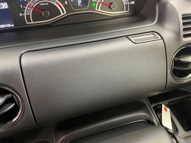 ホンダ Ｎ　ＢＯＸ カスタム ６６０ Ｌ ４ＷＤ R3年 (北海道) 99