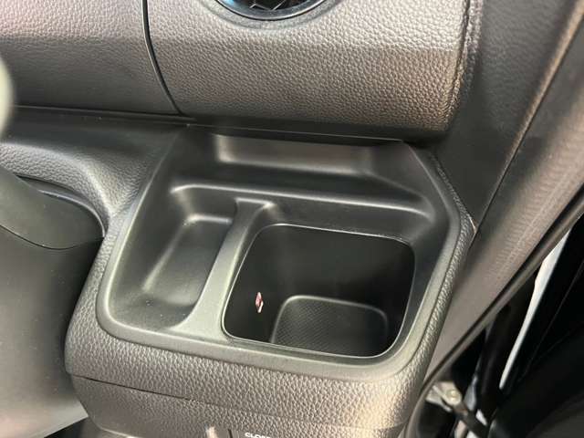 ホンダ Ｎ　ＢＯＸ カスタム ６６０ Ｌ ４ＷＤ R3年 (北海道) 99