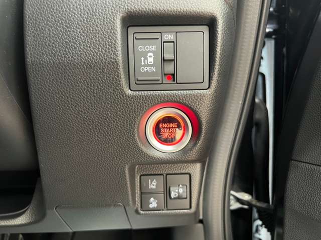 ホンダ Ｎ　ＢＯＸ カスタム ６６０ Ｌ ４ＷＤ R3年 (北海道) 99