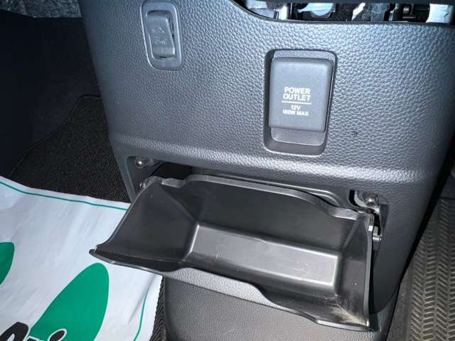 ホンダ Ｎ　ＢＯＸ カスタム ６６０ Ｌ ４ＷＤ R3年 (北海道) 99