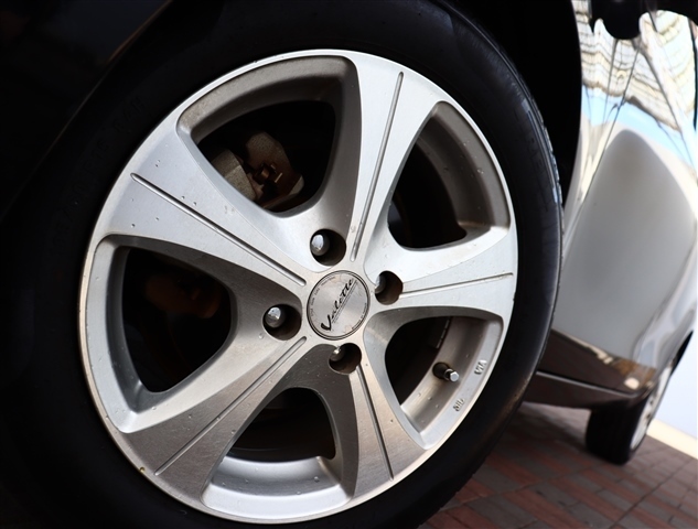 トヨタ ヴィッツ １．３ Ｆ H19年 (関東) 99