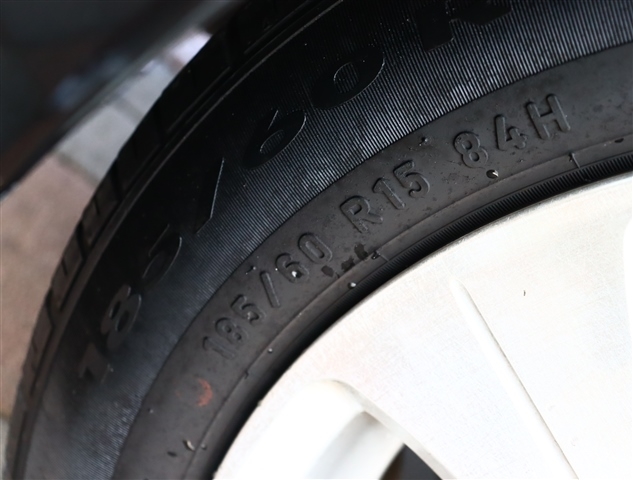 トヨタ ヴィッツ １．３ Ｆ H19年 (関東) 99