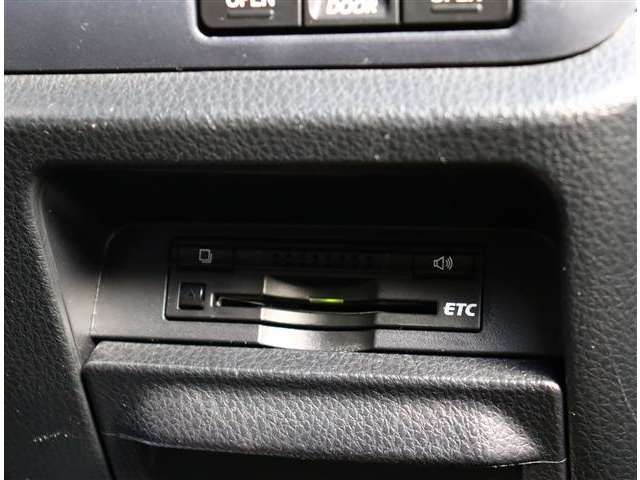 トヨタ ヴォクシー ２．０ ＺＳ 煌 H27年 (関東) 99