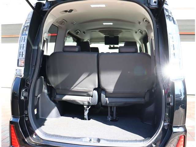 トヨタ ヴォクシー ２．０ ＺＳ 煌 H27年 (関東) 99