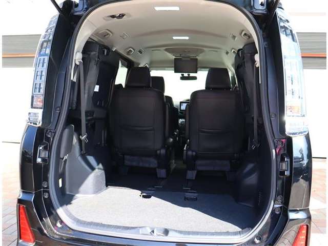 トヨタ ヴォクシー ２．０ ＺＳ 煌 H27年 (関東) 99