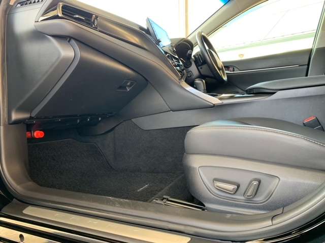 トヨタ カムリ ２．５ ＷＳ レザーパッケージ R3年 (東北) 99