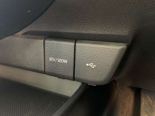 トヨタ カムリ ２．５ ＷＳ レザーパッケージ R3年 (東北) 99