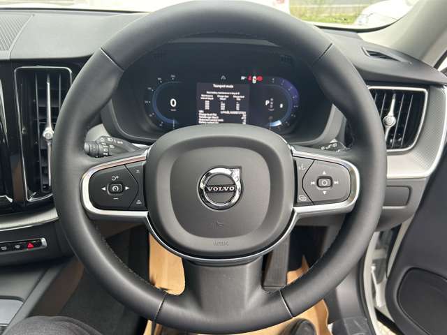 ボルボ ＸＣ６０ プラス　Ｂ５ R6年 (東北) 99