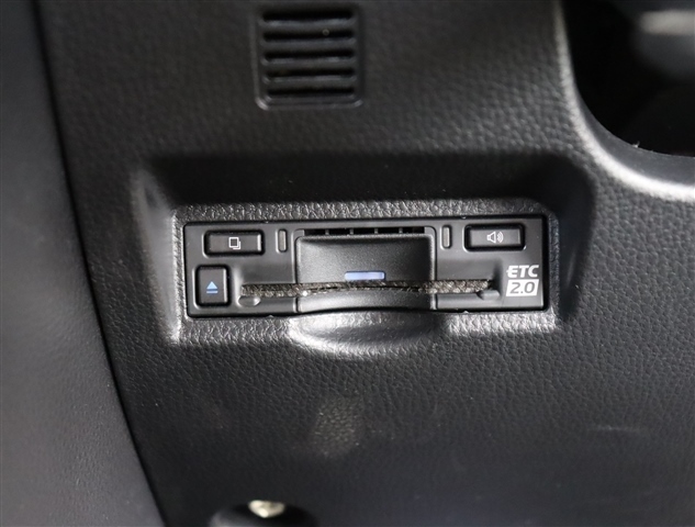 トヨタ ノア １．８ ハイブリッド Ｓ－Ｚ R5年 (関東) 99