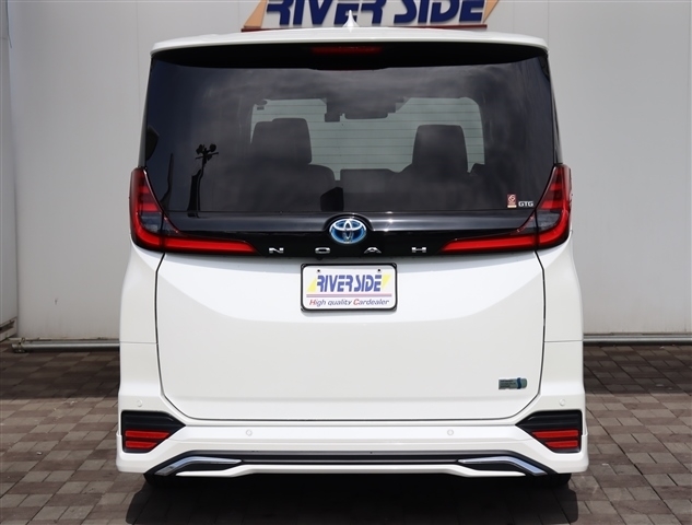 トヨタ ノア １．８ ハイブリッド Ｓ－Ｚ R5年 (関東) 99