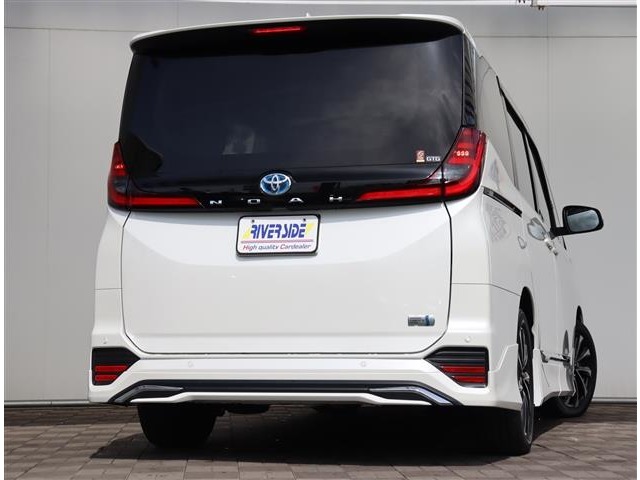 トヨタ ノア １．８ ハイブリッド Ｓ－Ｚ R5年 (関東) 99