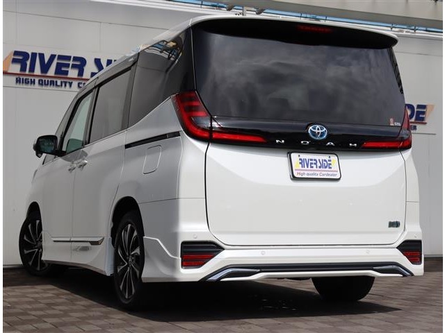 トヨタ ノア １．８ ハイブリッド Ｓ－Ｚ R5年 (関東) 99