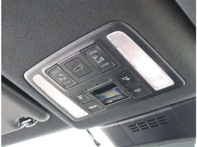 トヨタ ノア １．８ ハイブリッド Ｓ－Ｚ R5年 (関東) 99