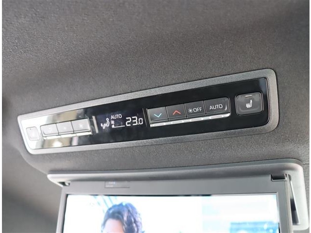 トヨタ ノア １．８ ハイブリッド Ｓ－Ｚ R5年 (関東) 99