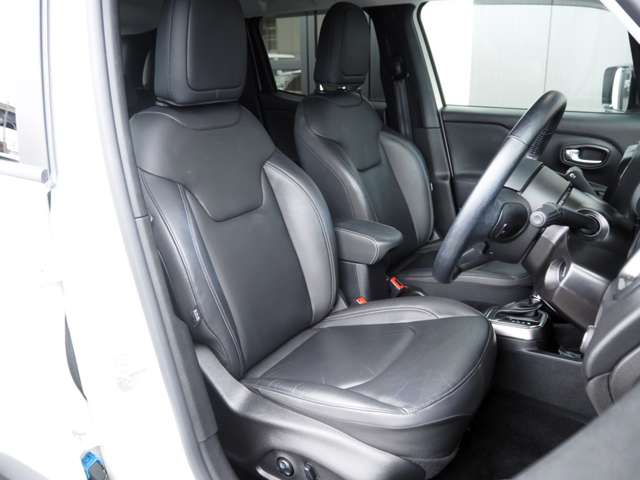 ジープ レネゲード リミテッド R2年 (近畿) 99