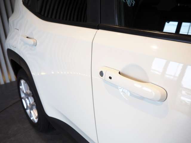 ジープ レネゲード リミテッド R2年 (近畿) 99