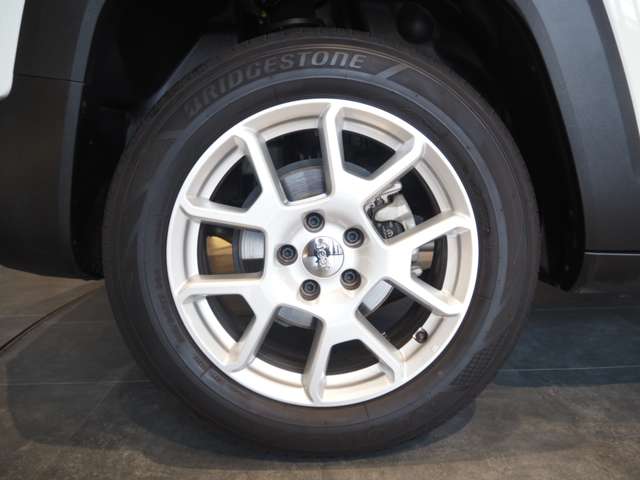 ジープ レネゲード リミテッド R2年 (近畿) 99