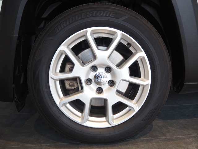 ジープ レネゲード リミテッド R2年 (近畿) 99