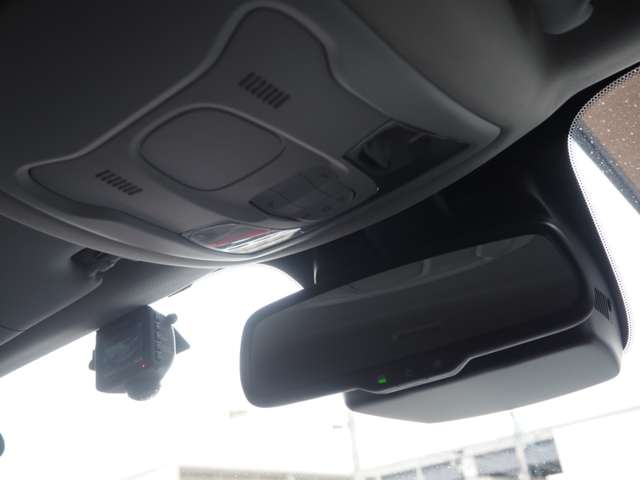 ジープ レネゲード リミテッド R2年 (近畿) 99