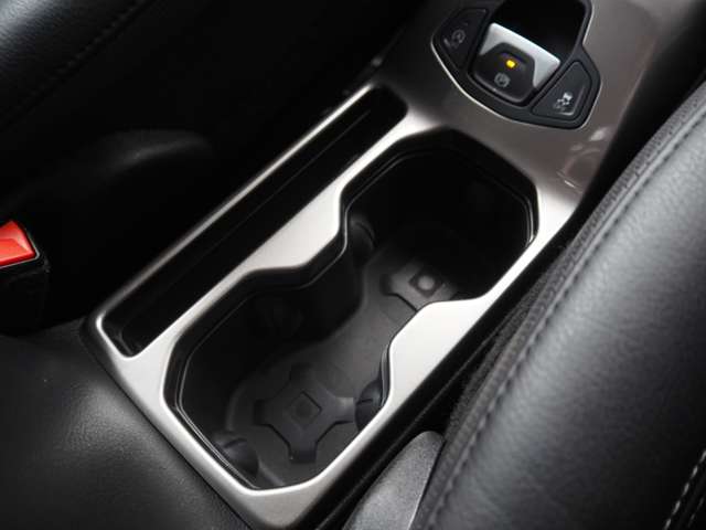 ジープ レネゲード リミテッド R2年 (近畿) 99