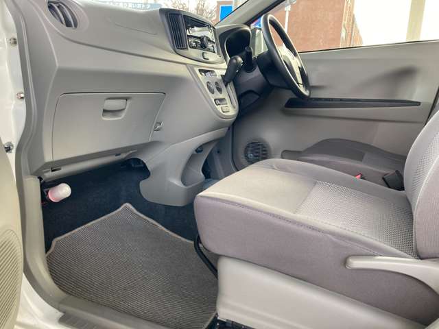 ダイハツ ミラ　イース ６６０ ＬＦ ４ＷＤ H28年 (東北) 99