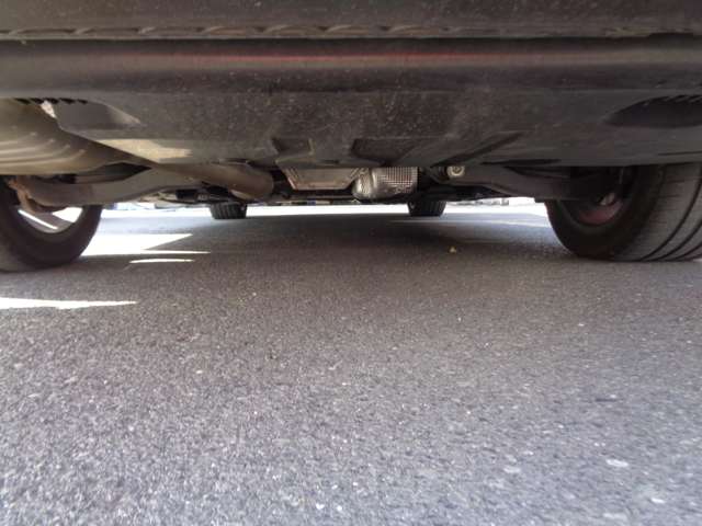 メルセデスベンツ Ｅクラス Ｅ３５０ ＤＥ スポーツ ディーゼルターボ R4年 (中国) 99