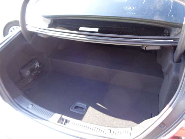 メルセデスベンツ Ｅクラス Ｅ３５０ ＤＥ スポーツ ディーゼルターボ R4年 (中国) 99