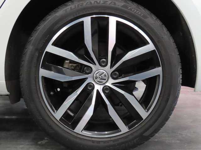 フォルクスワーゲン ゴルフ ＴＳＩ　ハイライン　テックエディション H30年 (関東) 99