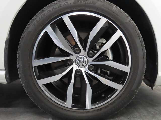 フォルクスワーゲン ゴルフ ＴＳＩ　ハイライン　テックエディション H30年 (関東) 99