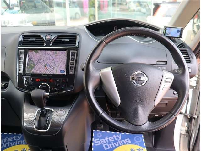 日産 セレナ ２．０ ライダー パフォーマンススペック ブラックライン Ｓ－ＨＹＢＲＩＤ H25年 (関東) 99