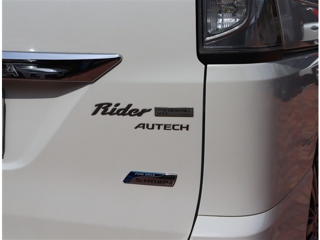 日産 セレナ ２．０ ライダー パフォーマンススペック ブラックライン Ｓ－ＨＹＢＲＩＤ H25年 (関東) 99